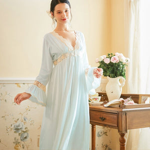 Vintage Robe, Peignoir set, Nightgown Set, Princess Robe, 2 Pc romantic Bride Robe, C35YN